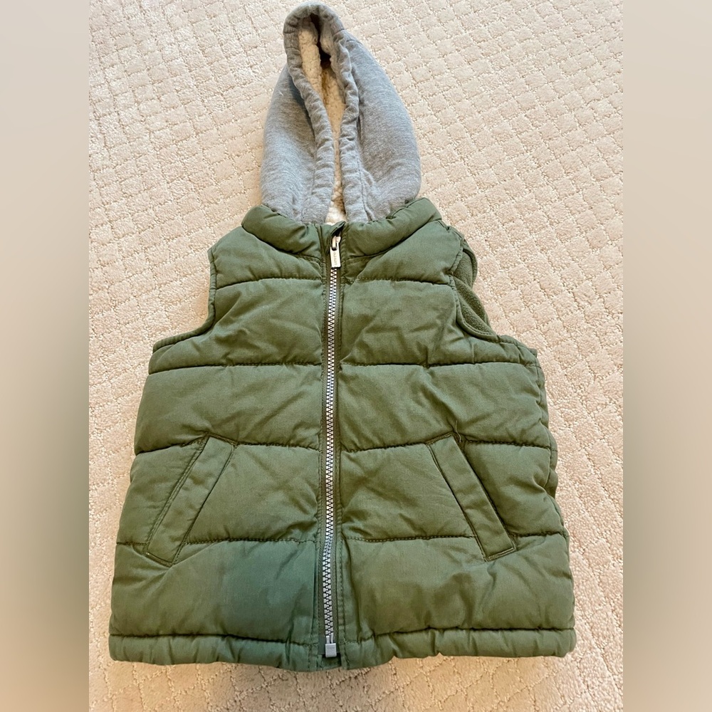 Old Navy Hooded Boys Puffer Vest